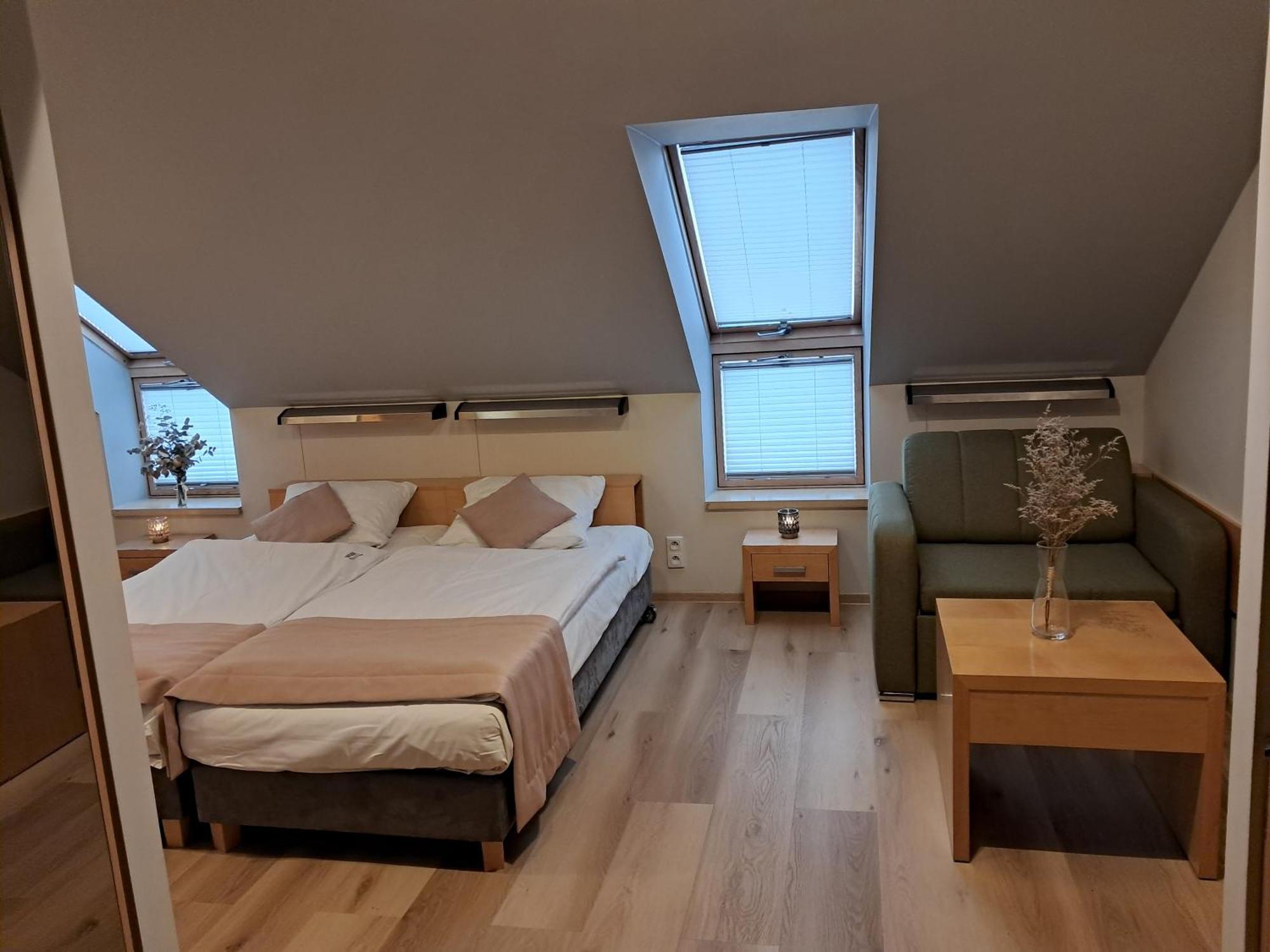 Hotel Kolna Krakow Bagian luar foto