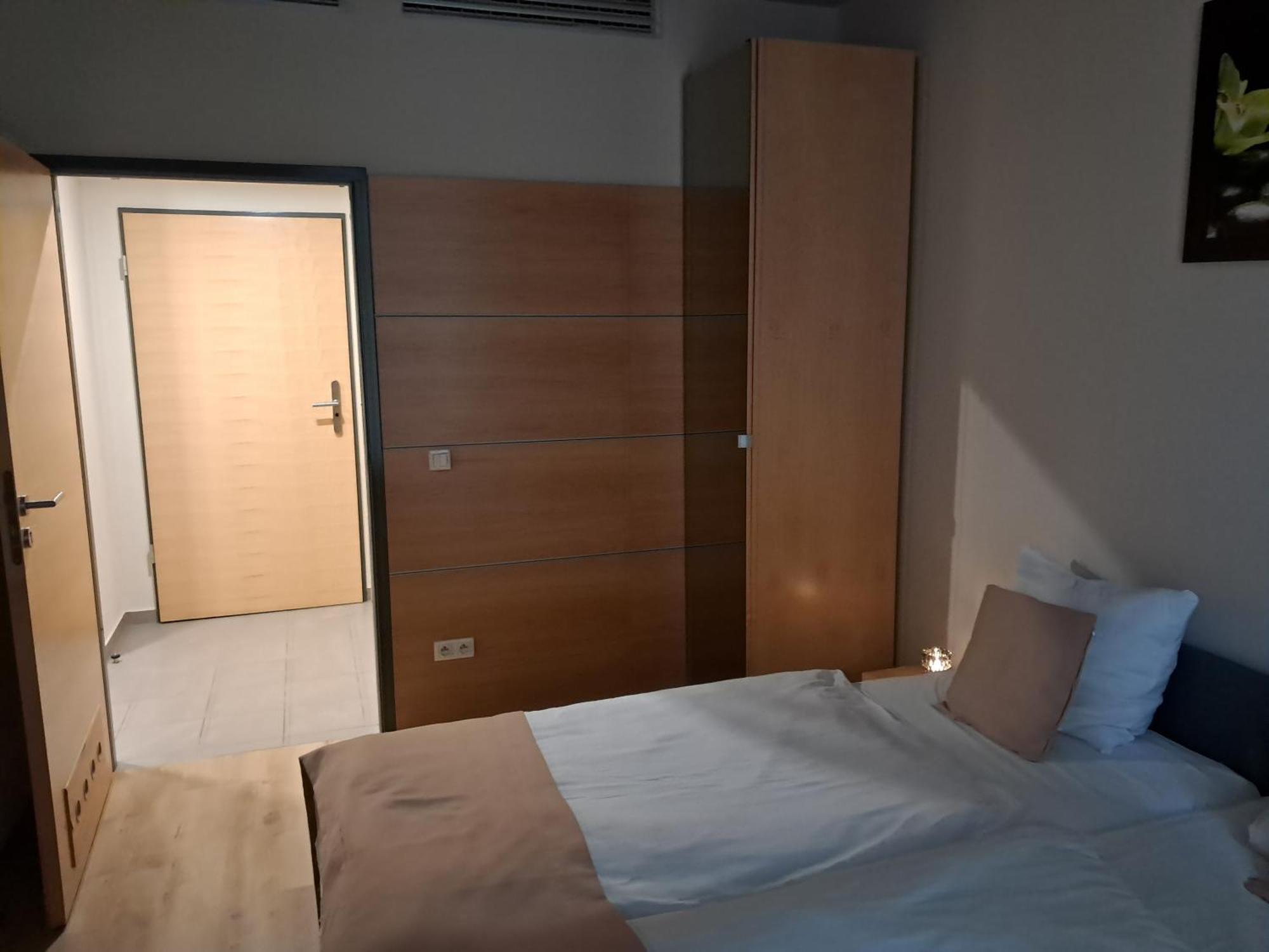 Hotel Kolna Krakow Bagian luar foto